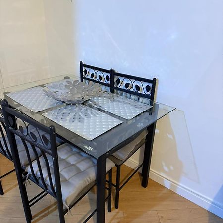 Appartements Sully Mantes-la-Jolie Εξωτερικό φωτογραφία